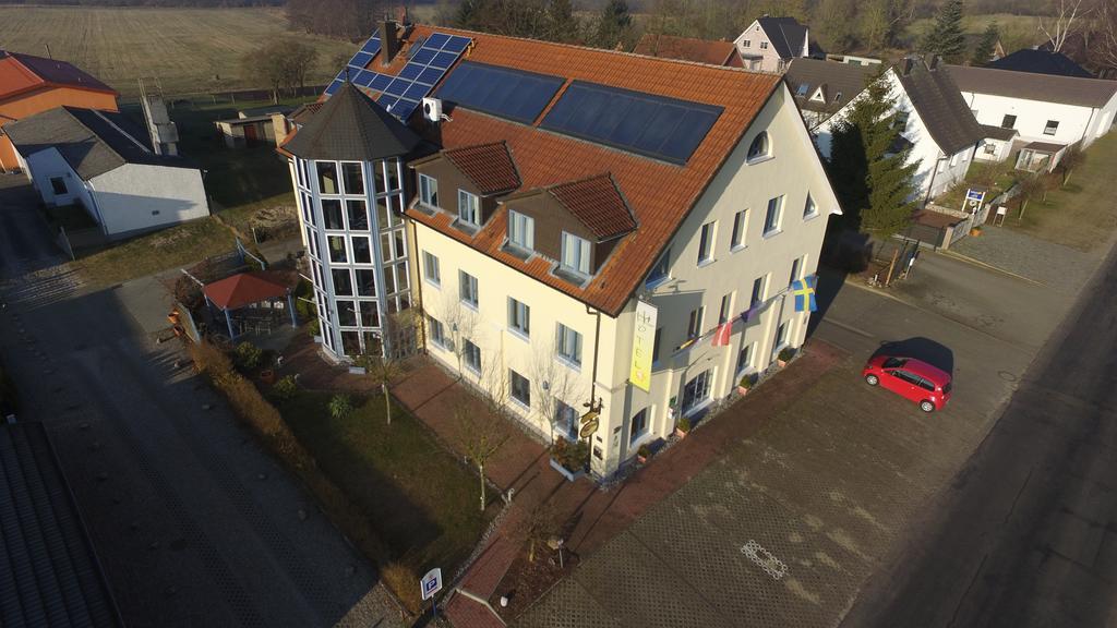 Hotel Christinenhof garni - Bed&Breakfast Gadebusch Exterior foto