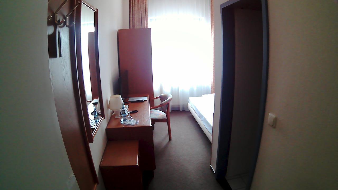 Hotel Christinenhof garni - Bed&Breakfast Gadebusch Exterior foto